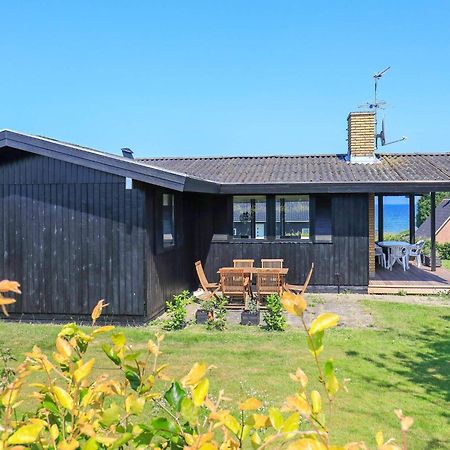 6 Person Holiday Home In Hesselager Eksteriør billede